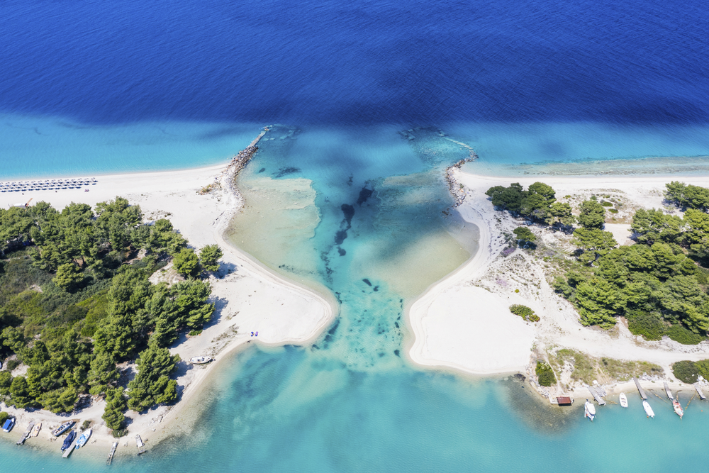 Strand von Glarokavos, Kassandra